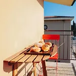 Sg Family - Casa Di Tulu\'